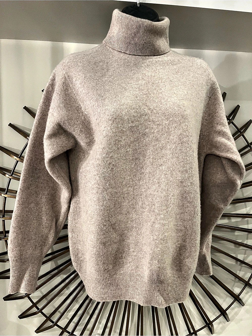 Vintage Cashmere-Wool Turtleneck in Brown Like New